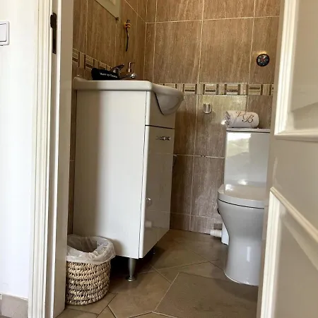 Blue Wave アパート